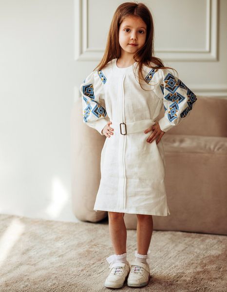 Вишита сукня для дівчинки на молочному льоні,ромбовидний орнамент на рукавах 2148051728 фото